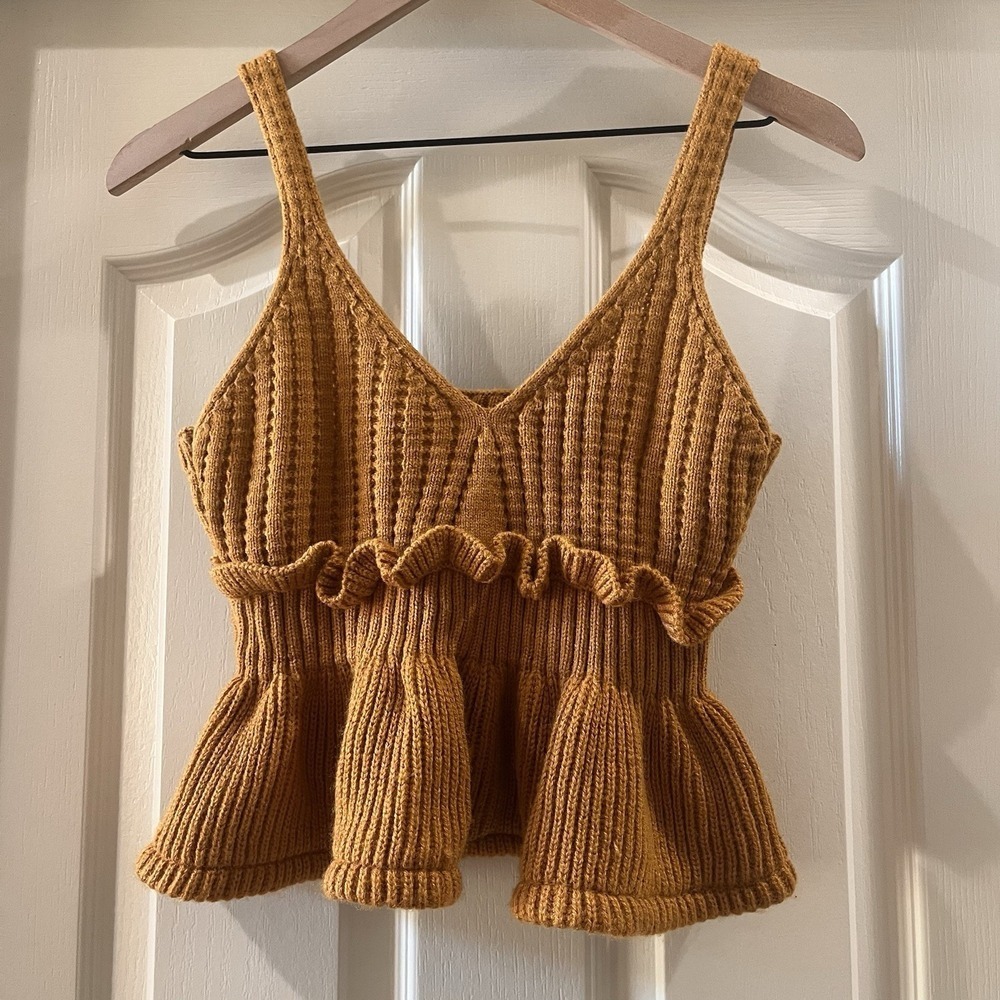 Boho Knit Peplum Tank Top S Ruffle Hem Cottagecore Festival Crop